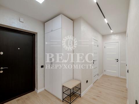 квартира по адресу Олександра Олеся ул., 5