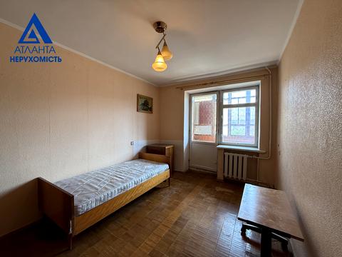 квартира за адресою Євгена Коновальця вул., 1