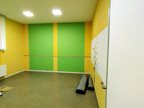 комерційна за адресою Миру вул., 13