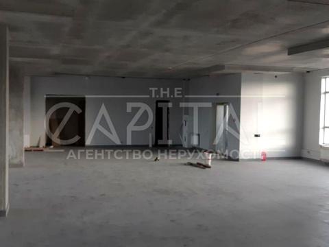 комерційна за адресою Степана Бандери просп. (Московський), 8б