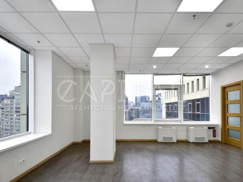 комерційна за адресою Антоновича вул. (Горького), 120