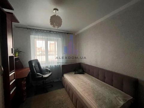квартира за адресою Київ, Зодчих вул., 36