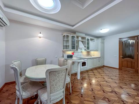 квартира за адресою Олександра Кониського вул., 45-49