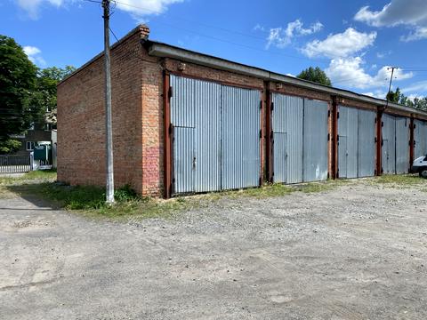 комерційна за адресою Шевченка вул., 60