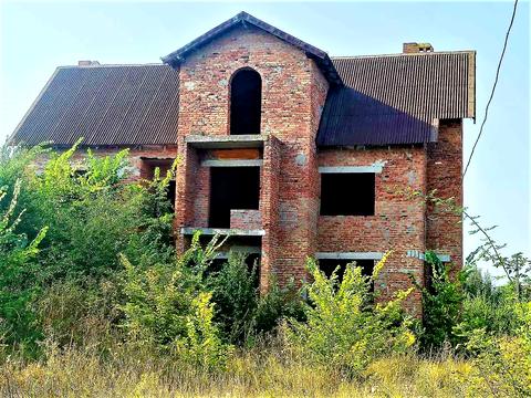 дом по адресу с. Черкасская Лозовая, Сонячна, 3