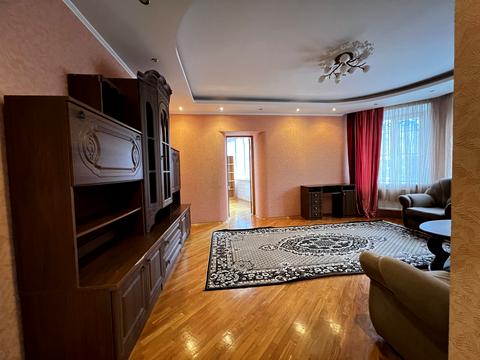 квартира за адресою Зодчих вул., 34