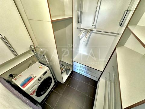 квартира за адресою Дніпровська набережна вул., 1