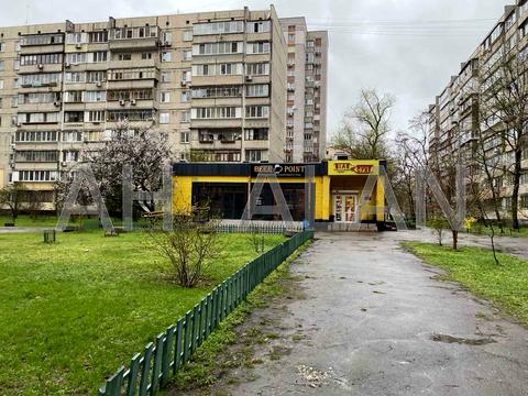 комерційна за адресою Микільсько-Слобідська вул., 6/2