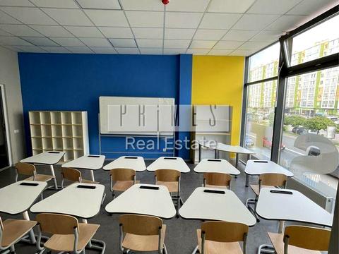 коммерческая по адресу Василия Стуса ул., 65