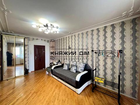 квартира за адресою Драгоманова вул., 14-А