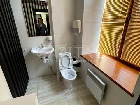 комерційна за адресою Жилянська вул., 97-А