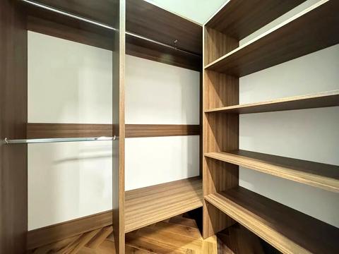 квартира по адресу Крайковского ул., 1