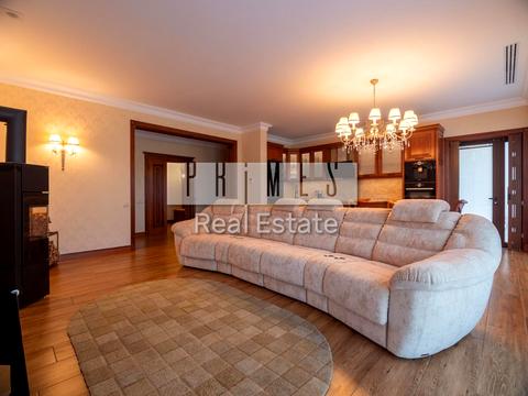 будинок за адресою Ягідна вул.