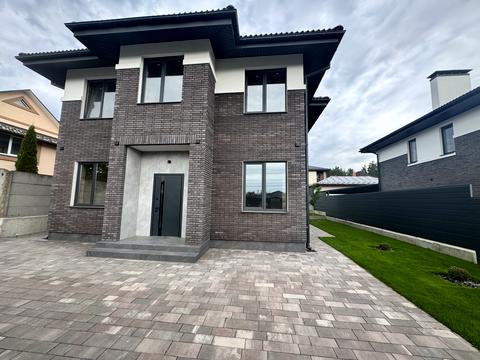 будинок за адресою Олега Кошового