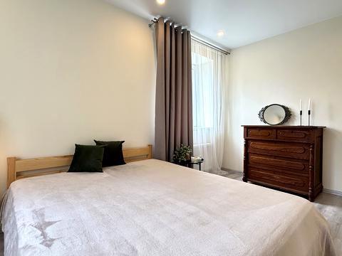 квартира за адресою Дмитра Павличка вул., 32