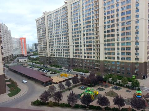 квартира за адресою Перлинна вул., 8