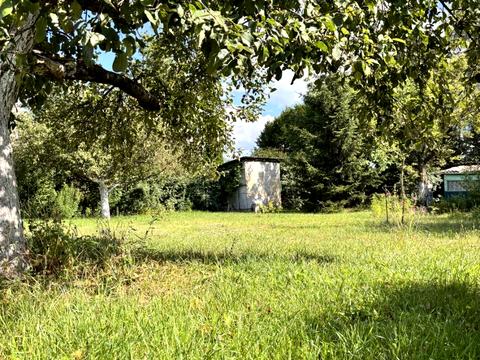 участок по адресу 