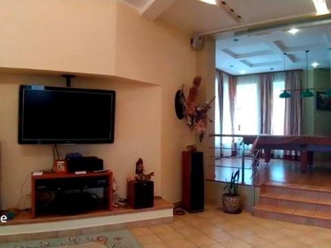 будинок за адресою Перемоги