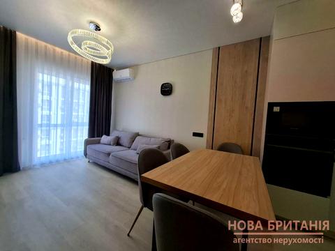 квартира за адресою Михайла Максимовича вул. (Онуфрія Трутенка), 28-Е