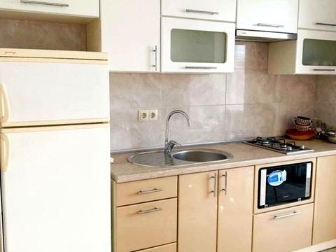 квартира за адресою Оксамитова вул., 20