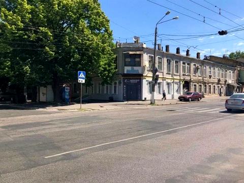 комерційна за адресою Мельницька вул., 1