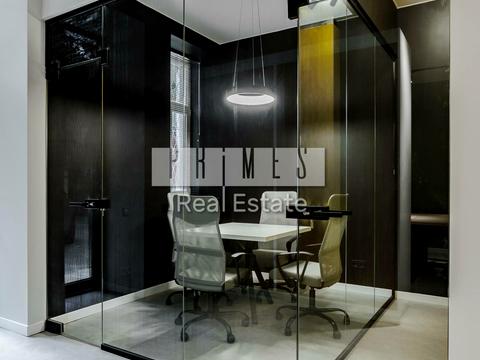 комерційна за адресою Богдана Хмельницького вул., 9