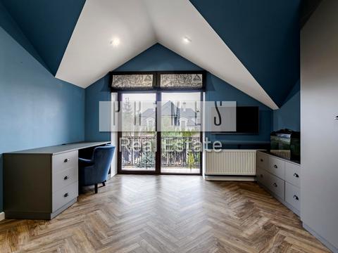 будинок за адресою Вереснева вул.