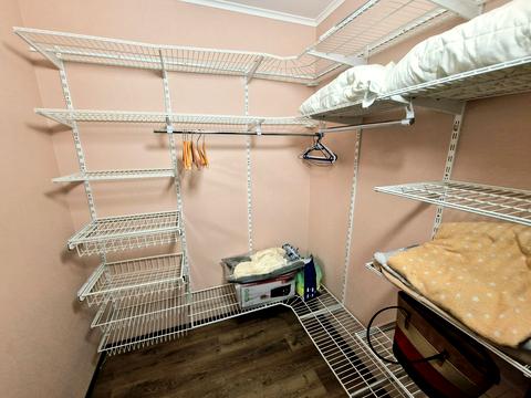 квартира за адресою Сім'ї Кульженків вул. (Петра Дегтяренка), 37