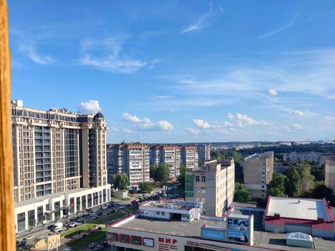 квартира за адресою Космонавтів просп.