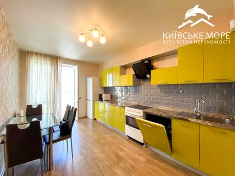 квартира за адресою Воскресенська вул., 18