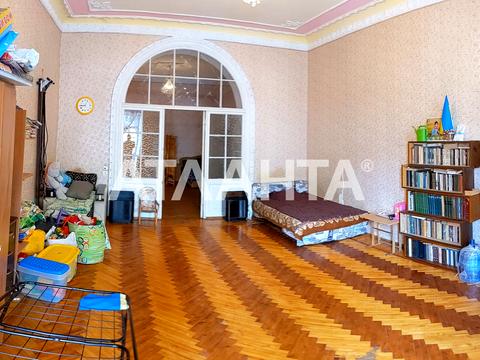 квартира за адресою Садова вул., 4