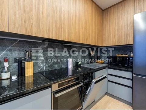 квартира по адресу Салютная ул., 2