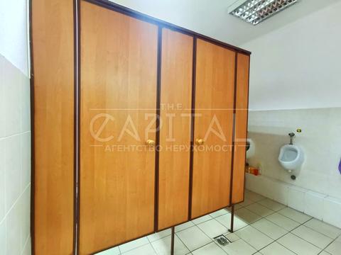 комерційна за адресою Раїси Окіпної вул., 4-Б