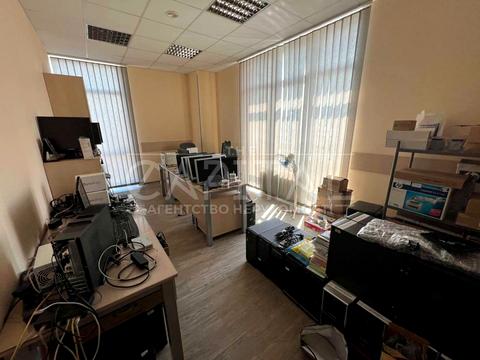 коммерческая по адресу Антоновича ул. (Горького), 33-В