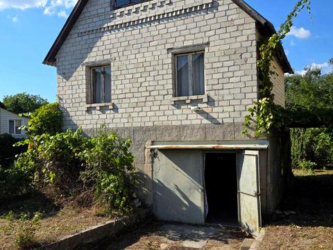 будинок за адресою Центральна, 11