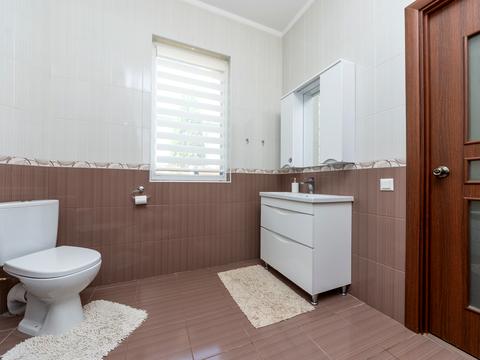 будинок за адресою Садова, 10Б
