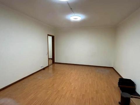квартира по адресу Тополёвая ул., 18