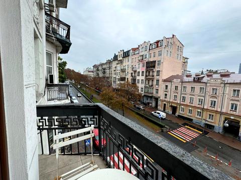 квартира по адресу Антоновича ул. (Горького), 8