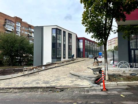 комерційна за адресою Фрометівська вул., 2