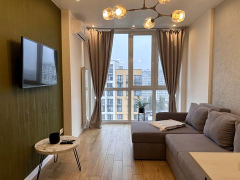 квартира за адресою Київ, Салютна вул., 2к2