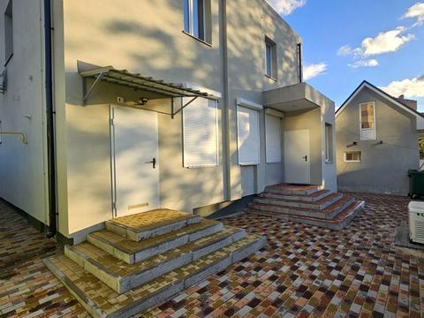 комерційна за адресою провулок 14 жовтня, 1-а