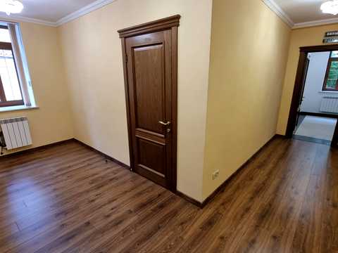 коммерческая по адресу Владимирская ул., 63