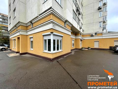 комерційна за адресою Вадима Гетьмана вул., 30-Б