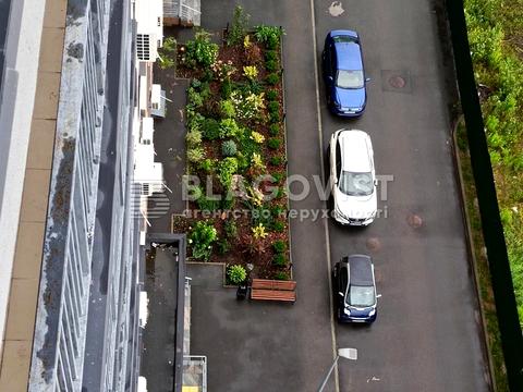комерційна за адресою Вацлава Гавела бульв. (Івана Лепсе), 28