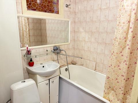 квартира за адресою Левка Лук'яненка вул. (Маршала Тимошенка), 1