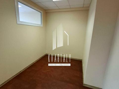 коммерческая по адресу Леси Украинки бульв., 34