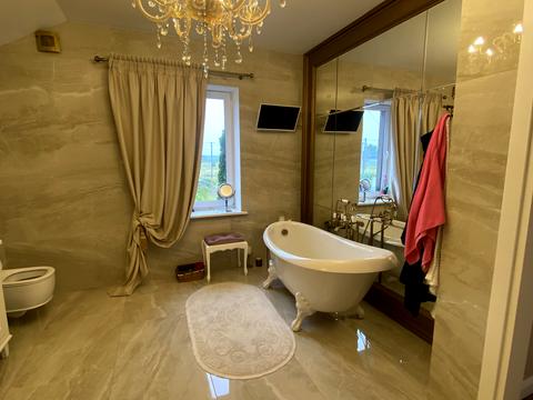 дом по адресу Центральна, 6