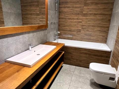 квартира за адресою Богдана Хмельницького вул., 11