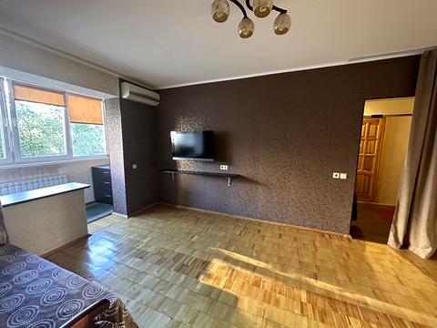 квартира за адресою Василя Стуса вул., 24