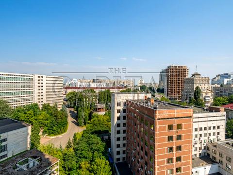 коммерческая по адресу Кловский спуск, 7